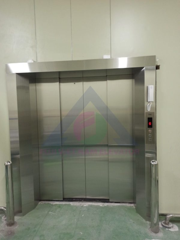 Thang máy tải thực phẩm lớn